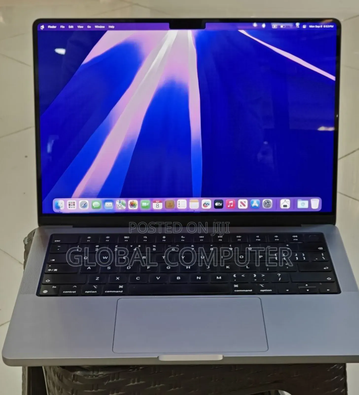 New Laptop Apple MacBook Pro 2021 M1 16GB Apple M1 Pro SSD 1T