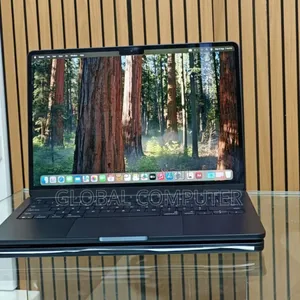 New Laptop Apple MacBook Air 2024 M3 13-Inch 16GB Apple M3 SSD 512GB