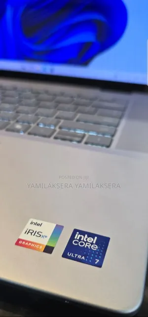 New Laptop Dell Inspiron 15 16GB Intel Core Ultra 7 SSD 1T