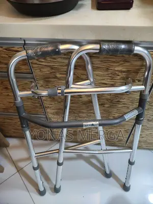 New Walker甄፳walker埶三the Product Weight Capacity Is 150 Kg