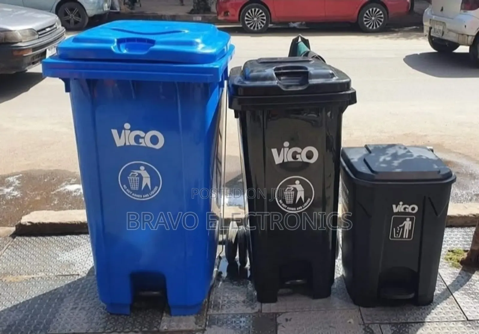  Modern Durable! 
European Standard Trash Can 