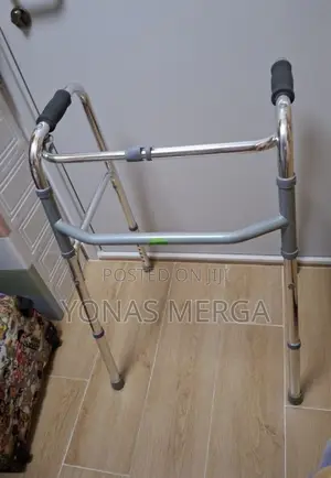 Photo - Alluminium Frame | Folding Walker屇፭buying Walkers毋፹walker0_~Best Kits