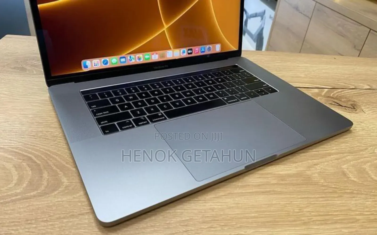 New Laptop Apple MacBook Pro 2017 16GB Intel Core I7 SSD 1T