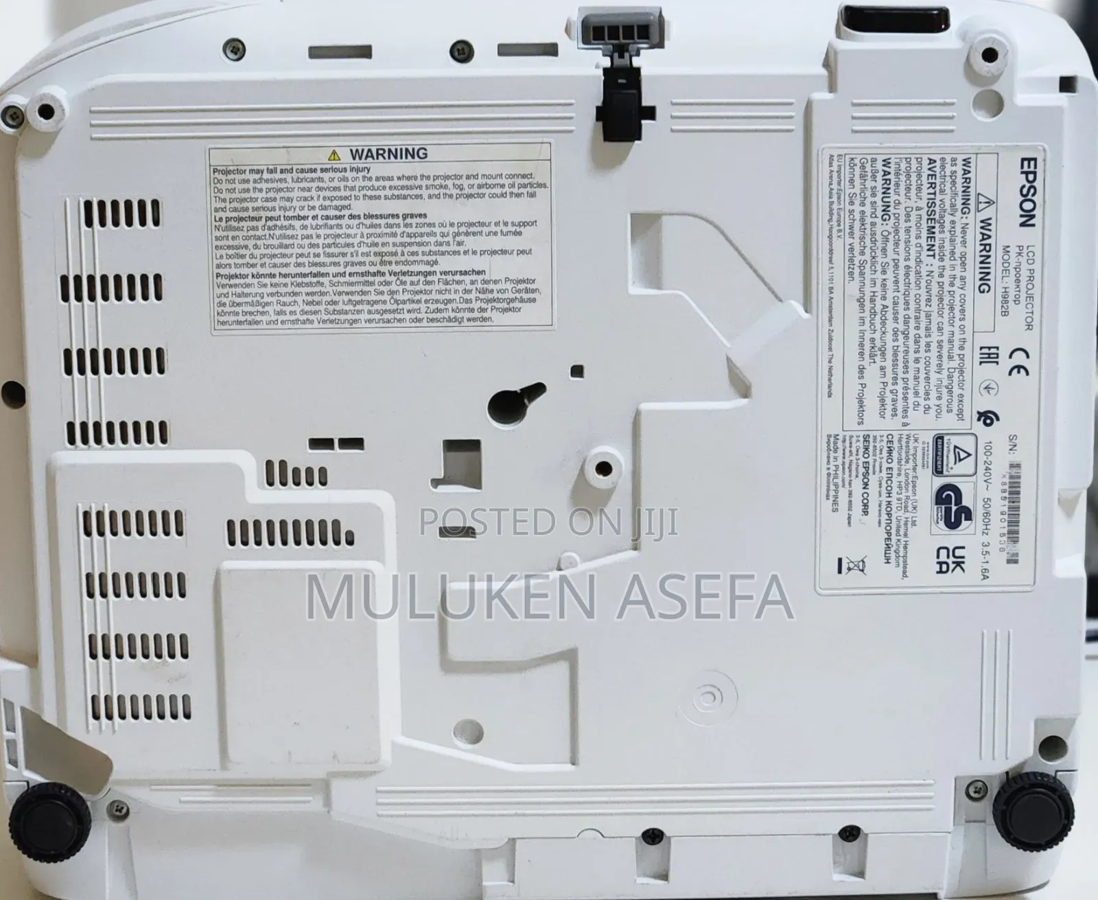 Brand New Epson Projector
With Bag
Model Name: Cb -X4