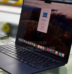 New Laptop Apple MacBook 8GB Apple M2 SSD 256GB