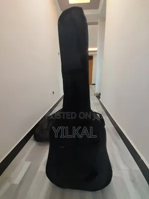 Guitar ኬብል ሚቀበል ጊታር