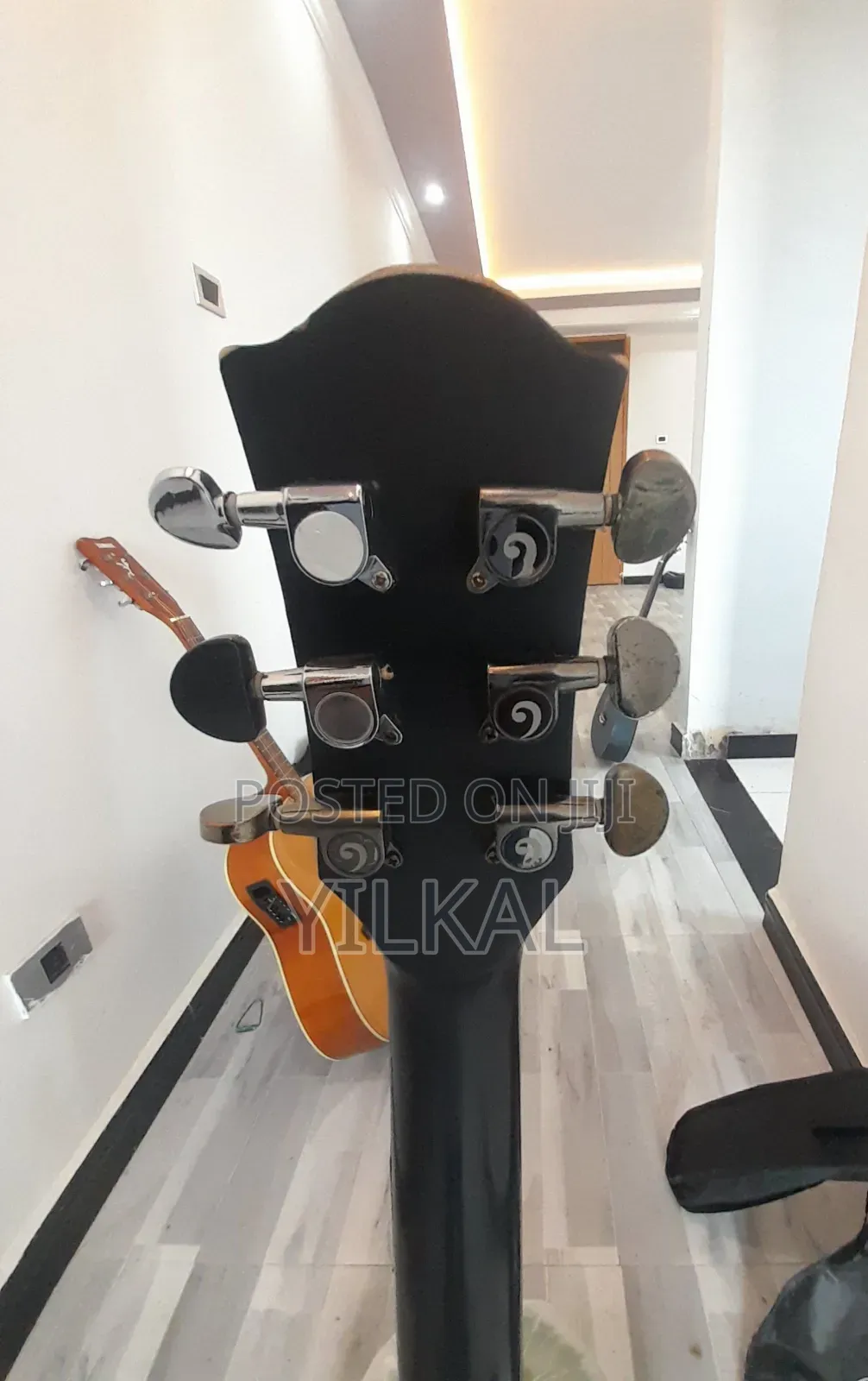 Guitar ኬብል ሚቀበል ጊታር