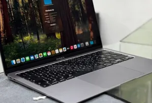 New Laptop Apple MacBook 8GB Intel Core I5 SSD 256GB