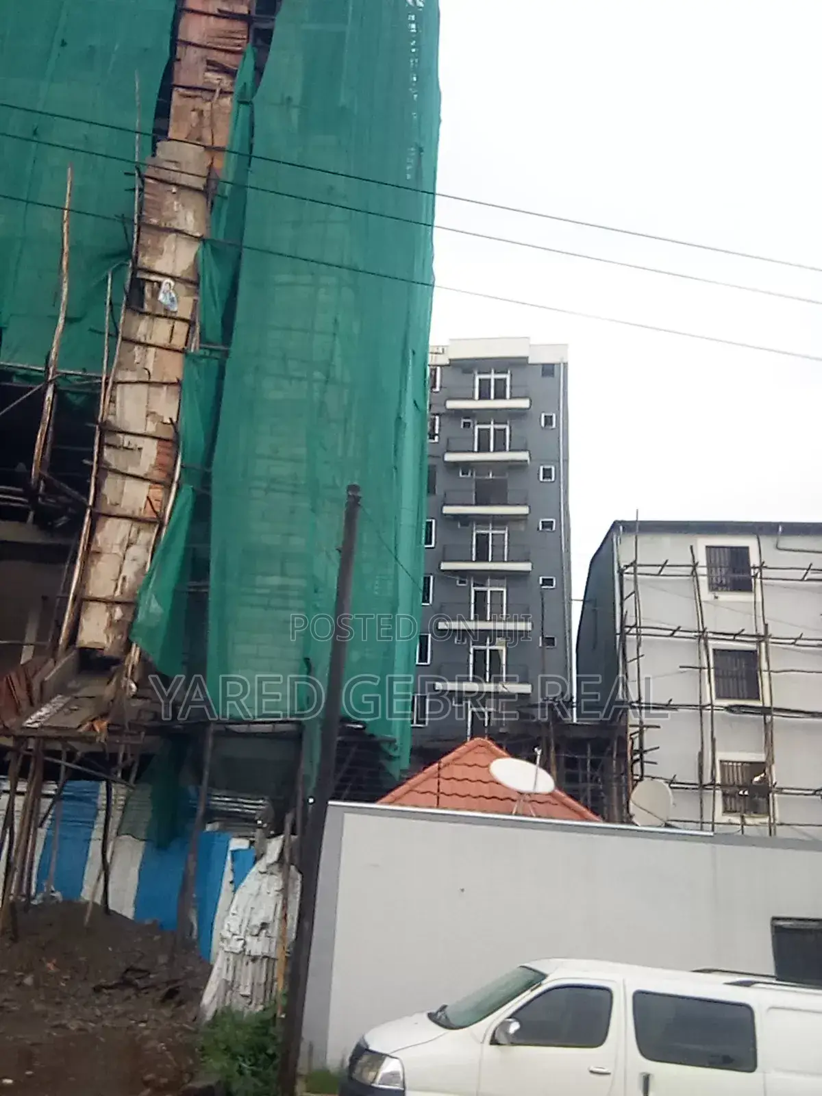 የንግድ ሱቅ ሽያጭ ሳሪስ ሀናማርያም ቀለበት መንገድ በካሬ90ሽህ ብር