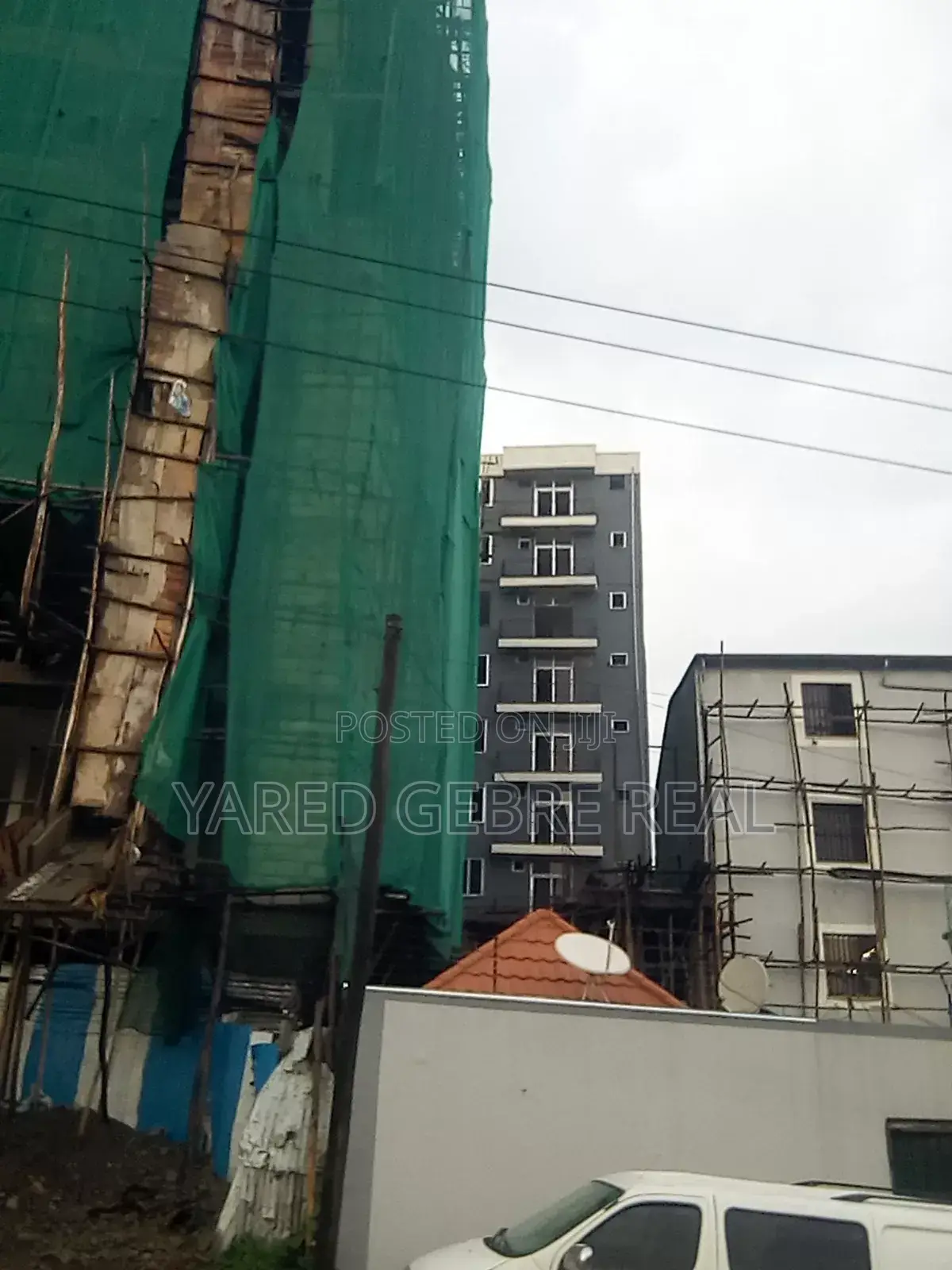 የንግድ ሱቅ ሽያጭ ሳሪስ ሀናማርያም ቀለበት መንገድ በካሬ90ሽህ ብር