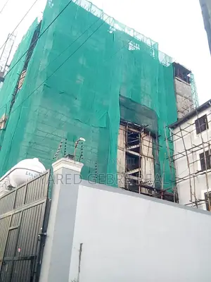 የንግድ ሱቅ ሽያጭ ሳሪስ ሀናማርያም ቀለበት መንገድ በካሬ90ሽህ ብር