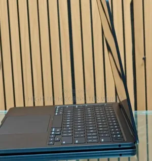 Photo - New Laptop Apple MacBook Air 2024 M3 13-Inch 16GB Apple M3 SSD 256GB