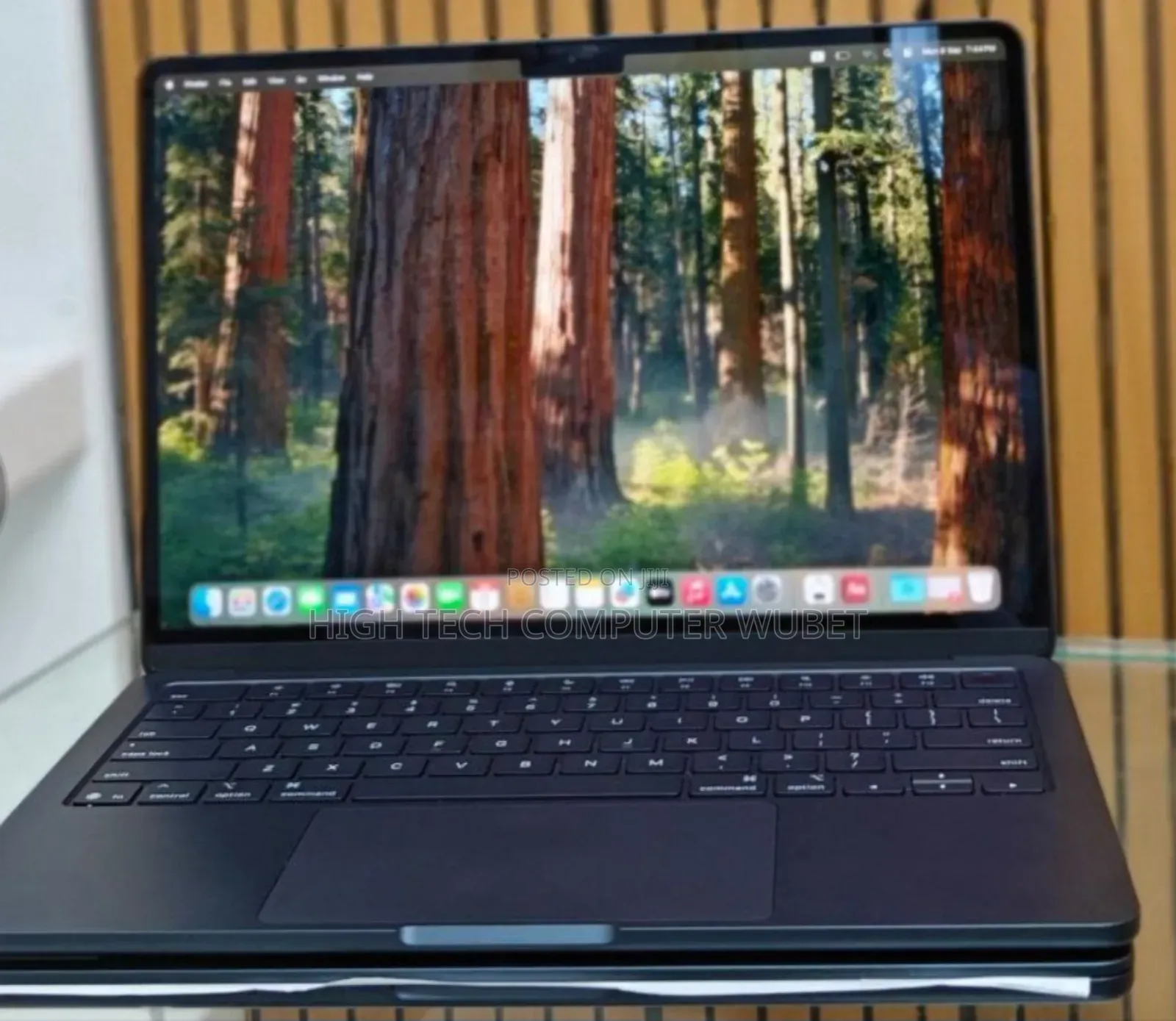 New Laptop Apple MacBook Air 2024 M3 13-Inch 16GB Apple M3 SSD 256GB