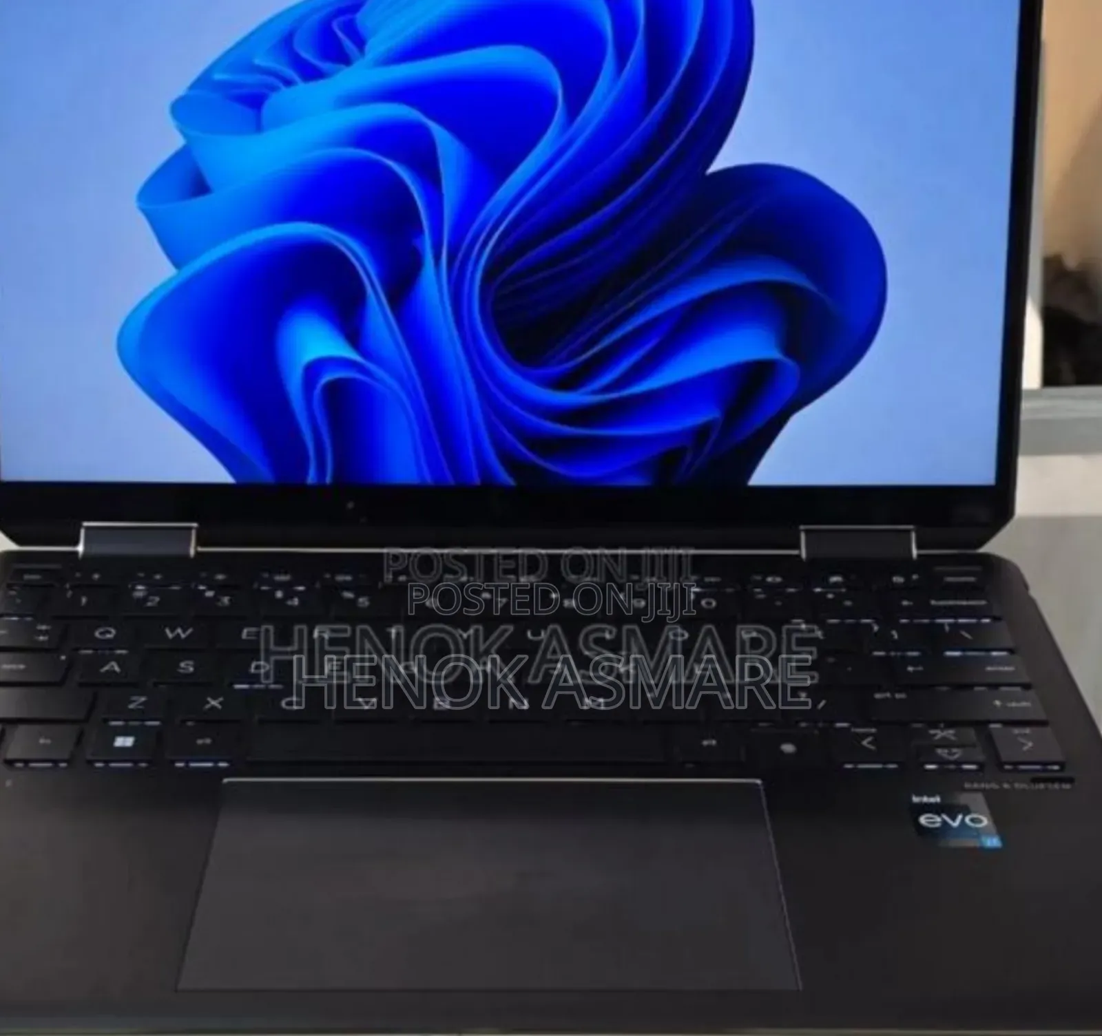 New Laptop HP Spectra 13 16GB Intel Core i7 SSD 1T