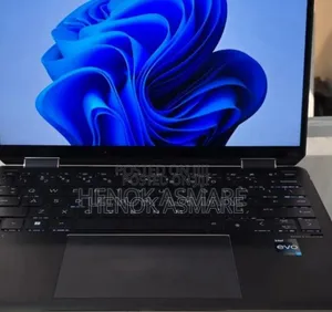 New Laptop HP Spectra 13 16GB Intel Core i7 SSD 1T