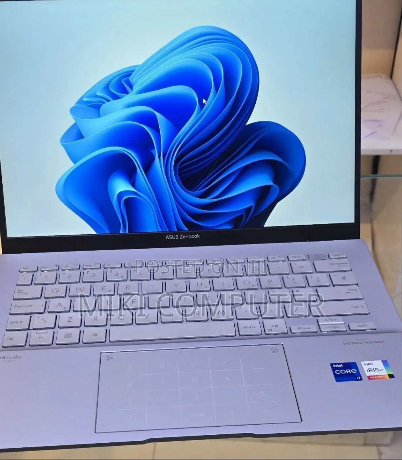 New Laptop Asus ZenBook UX31LA 16GB Intel Core I7 SSD 512GB