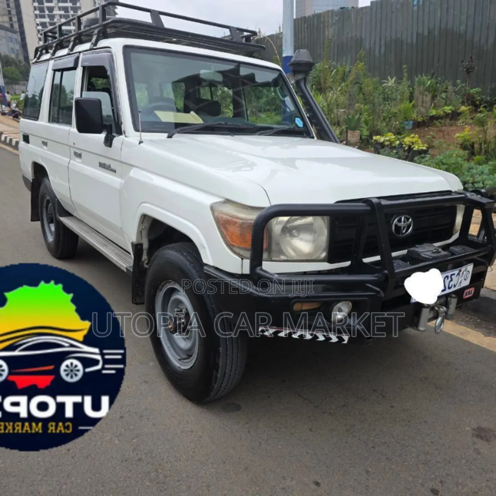 Toyota Land Cruiser 2018 White