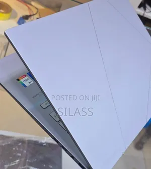 Photo - New Laptop Asus ZenBook UX430UA 16GB Intel Core I7 SSD 512GB