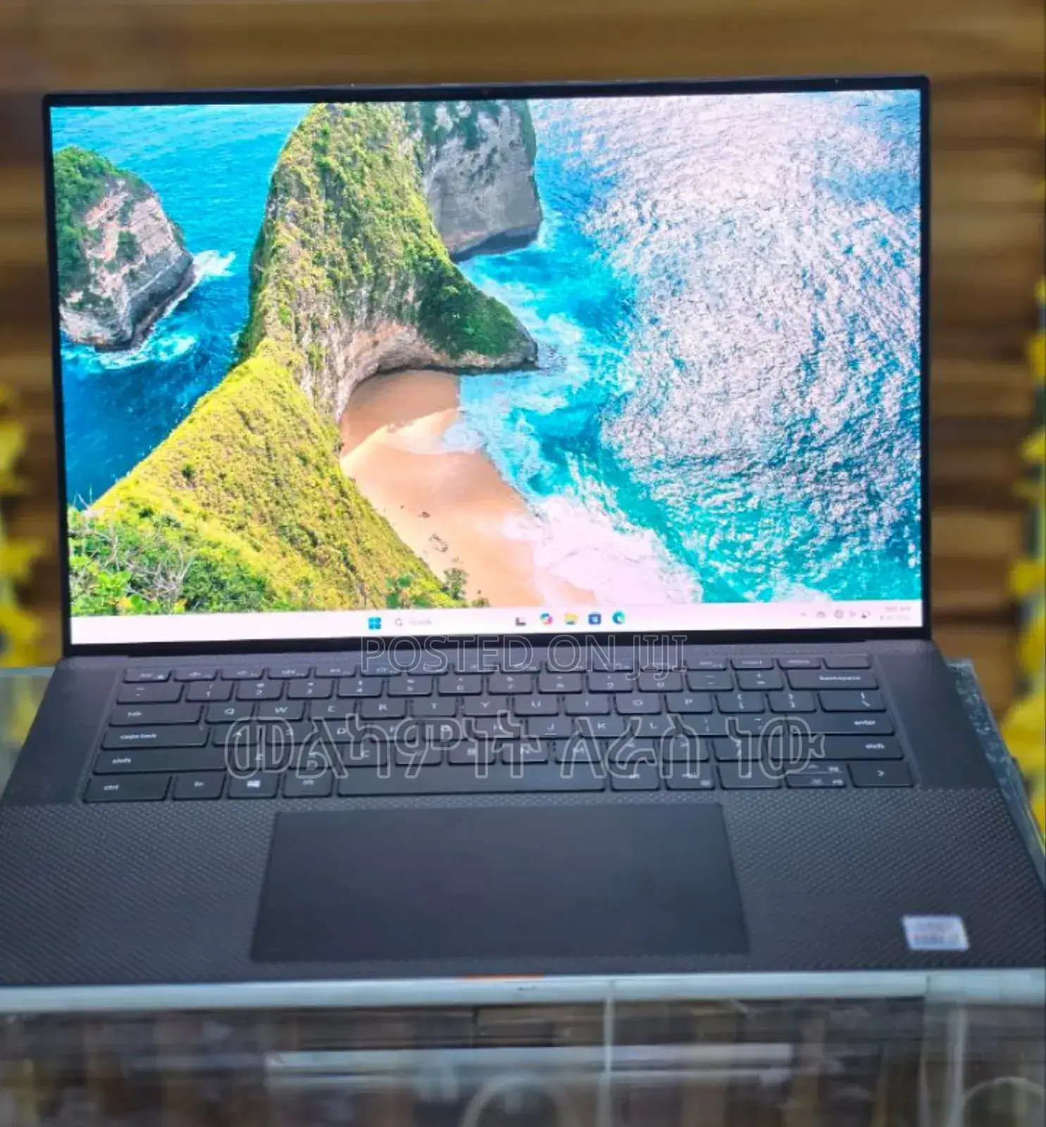 New Laptop Dell XPS 15 16GB Intel Core I7 SSD 512GB