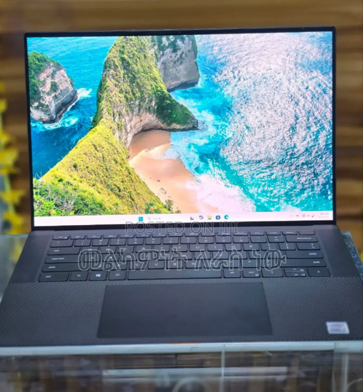 New Laptop Dell XPS 15 16GB Intel Core I7 SSD 512GB