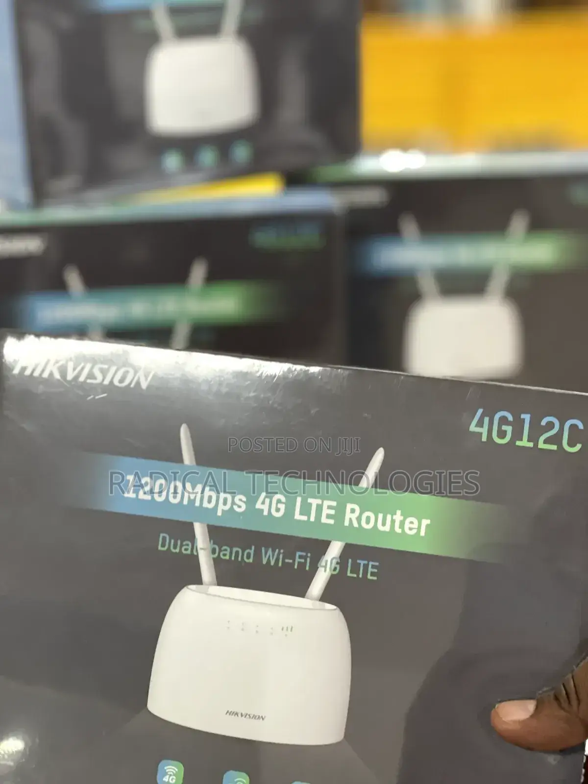 1200 MBS በ ሲም የሚሰራ Bale 2 አንቴና Lan Port ይለው Tp Link 6400 Wifu Router