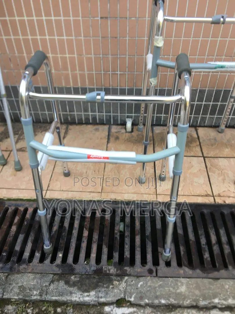 Walking Frame博三walker/Walking Aid吟痲support to Maintain Balance四~4leg