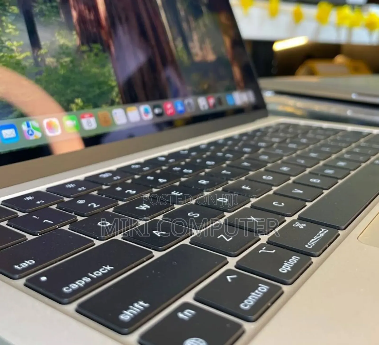 New Laptop Apple MacBook Air 2024 M3 15-Inch 16GB Intel SSD 512GB