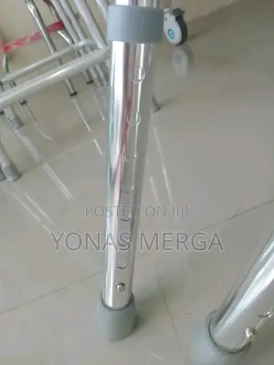 Folding Walking Frame(With Wheels)飄「Walker凸5suitable for Foot Injuries