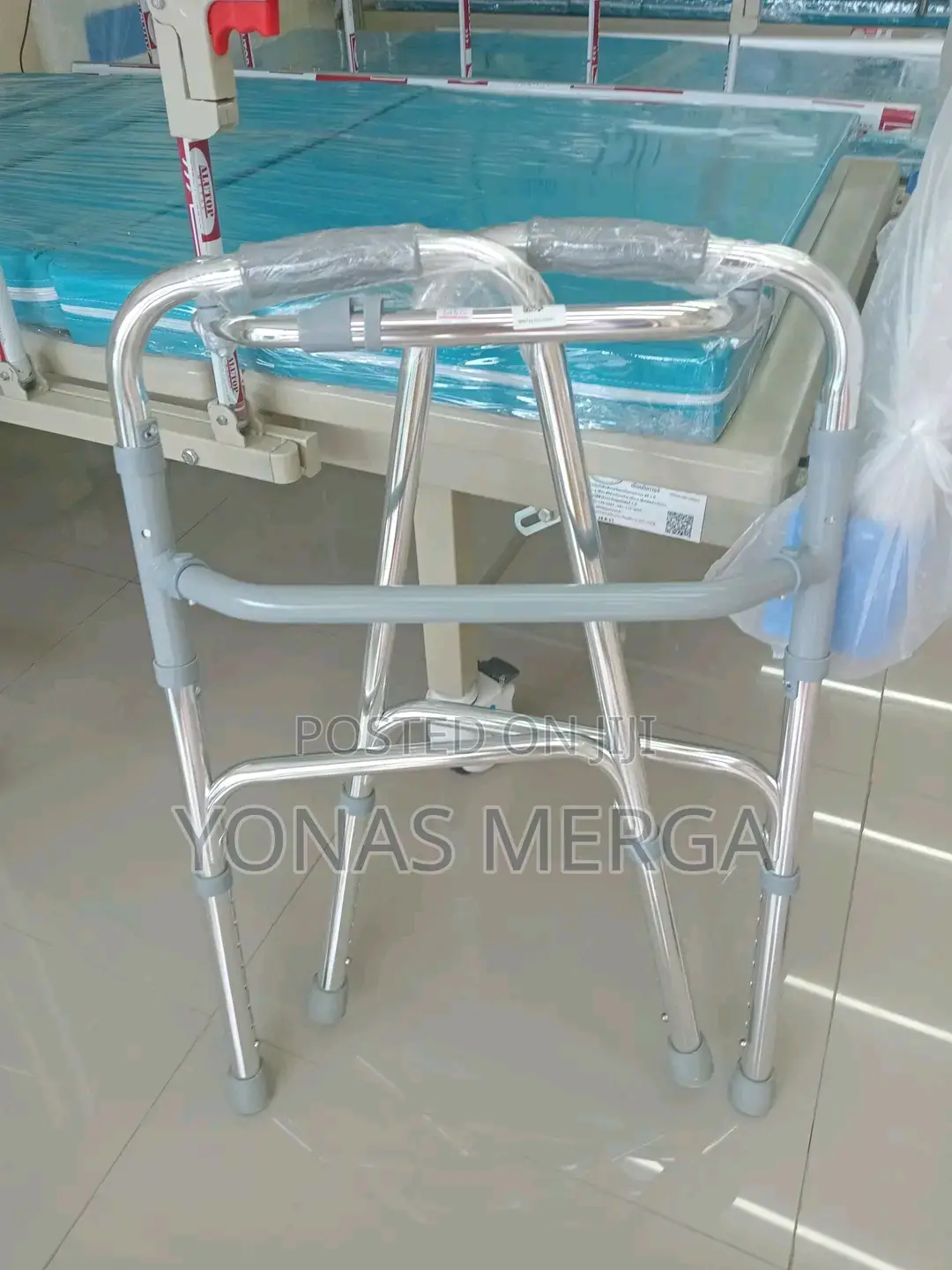 Practicality:Foldable Walking Aid工台walker瀑πeasy to Store, Removable