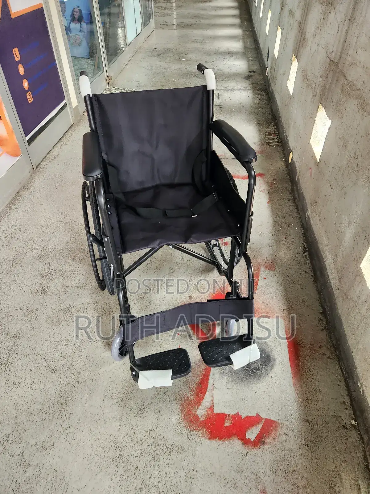 Foldable Belted Wheelchair仔在wheelchair塊頭wheelchair Medical春節wheelchair