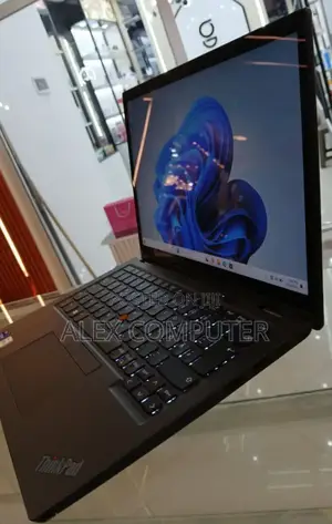 New Laptop Lenovo ThinkPad L13 Yoga 16GB Intel Core i7 SSD 512GB