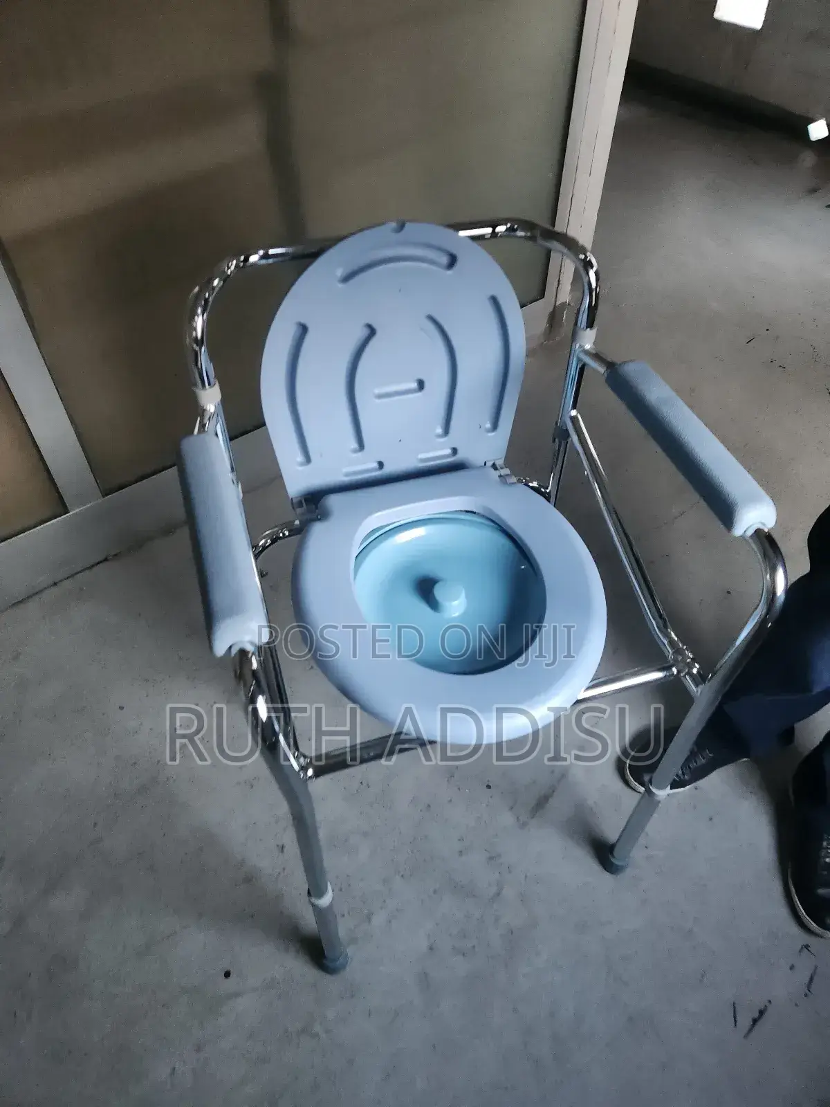 Commode Chair奔走medical Toilet Chair Foldable拆卸commode Chair New