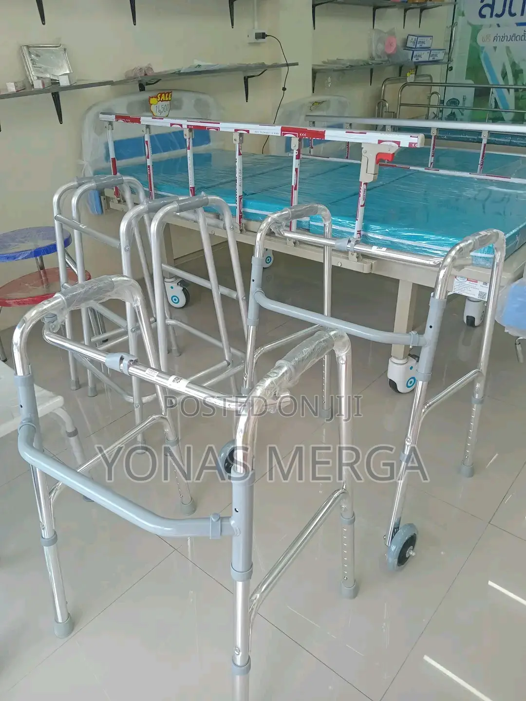 Folding Walker- Choose the Right Foldable Walker for Your Needs