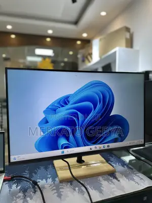 Samsung F32tu874vn – 32” Uhd Monitor