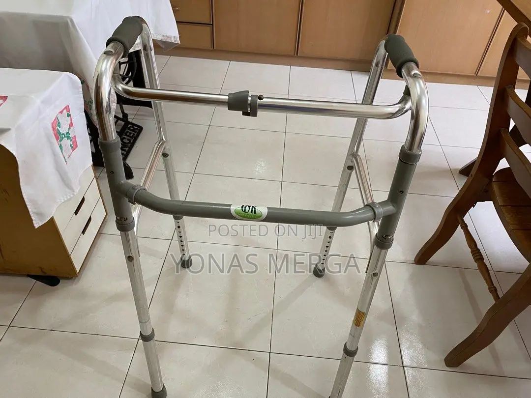 4legged Walker櫃፪elders, It's Built to Last%驪compact Folding Walker