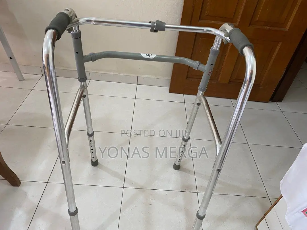4legged Walker櫃፪elders, It's Built to Last%驪compact Folding Walker