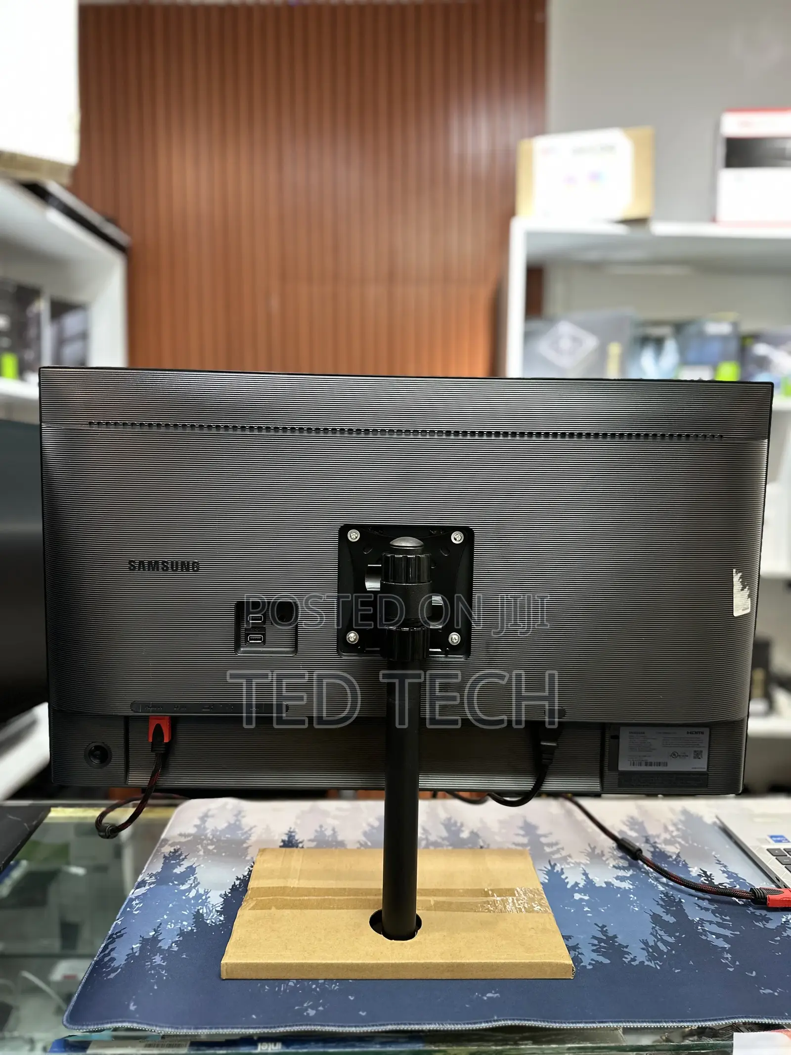Samsung F32tu874vn – 32” Uhd Monitor