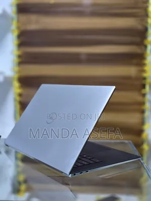 Photo - New Laptop Dell XPS 15 16GB Intel Core I7 SSD 512GB