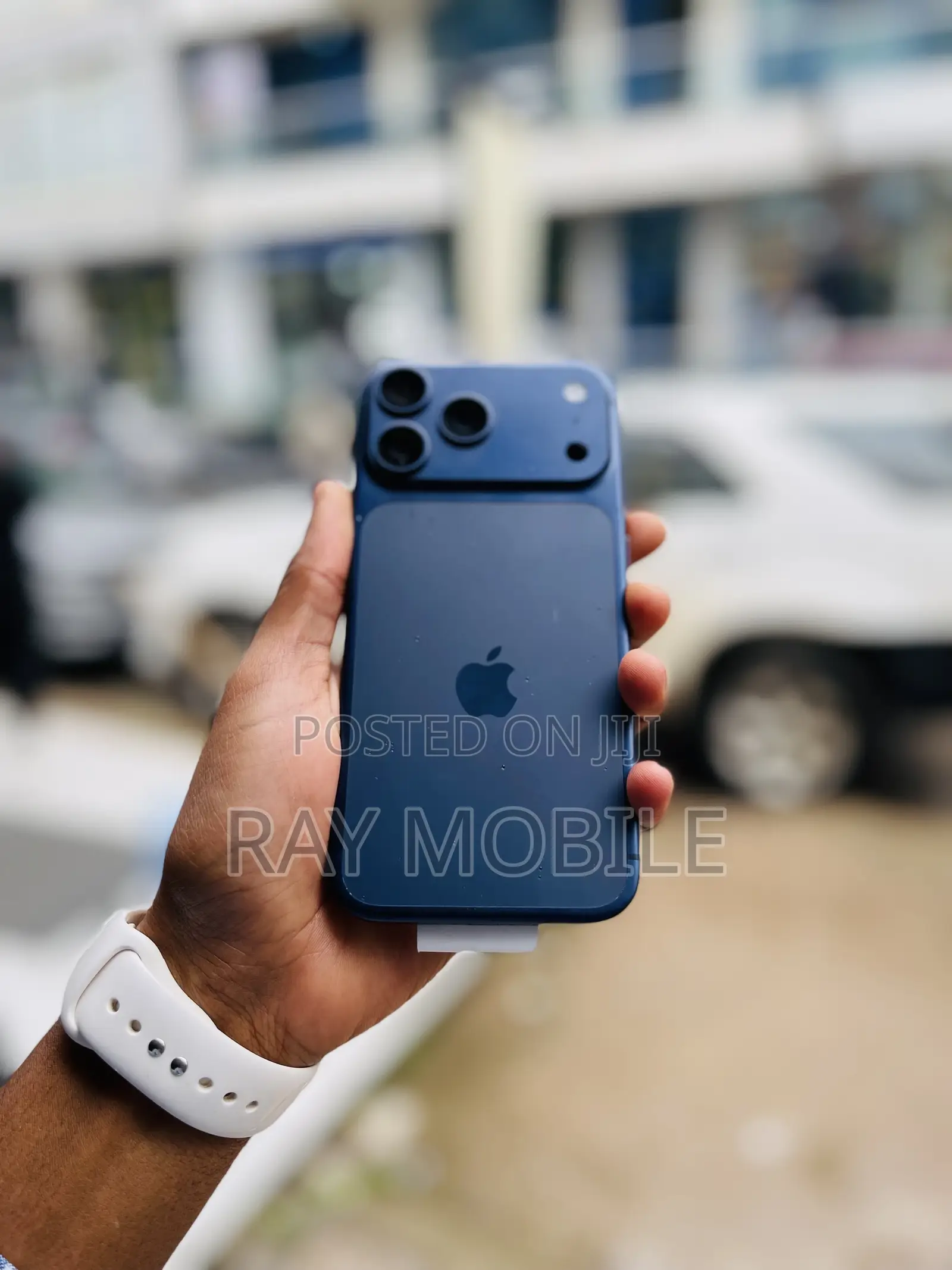 New Apple iPhone 17 Pro Max 256 GB Blue