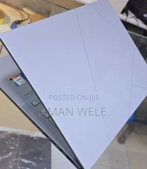 New Laptop Asus ZenBook 13 UX331UN 16GB Intel Core I7 SSD 512GB