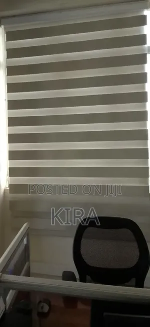 Vertical Shatter and Stiker Work