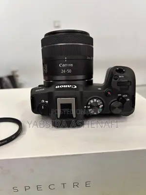 Brand New Canon R8