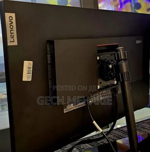 Photo - 4Dell 32 Inch Ultra Hd Framless Monitor 
Mo