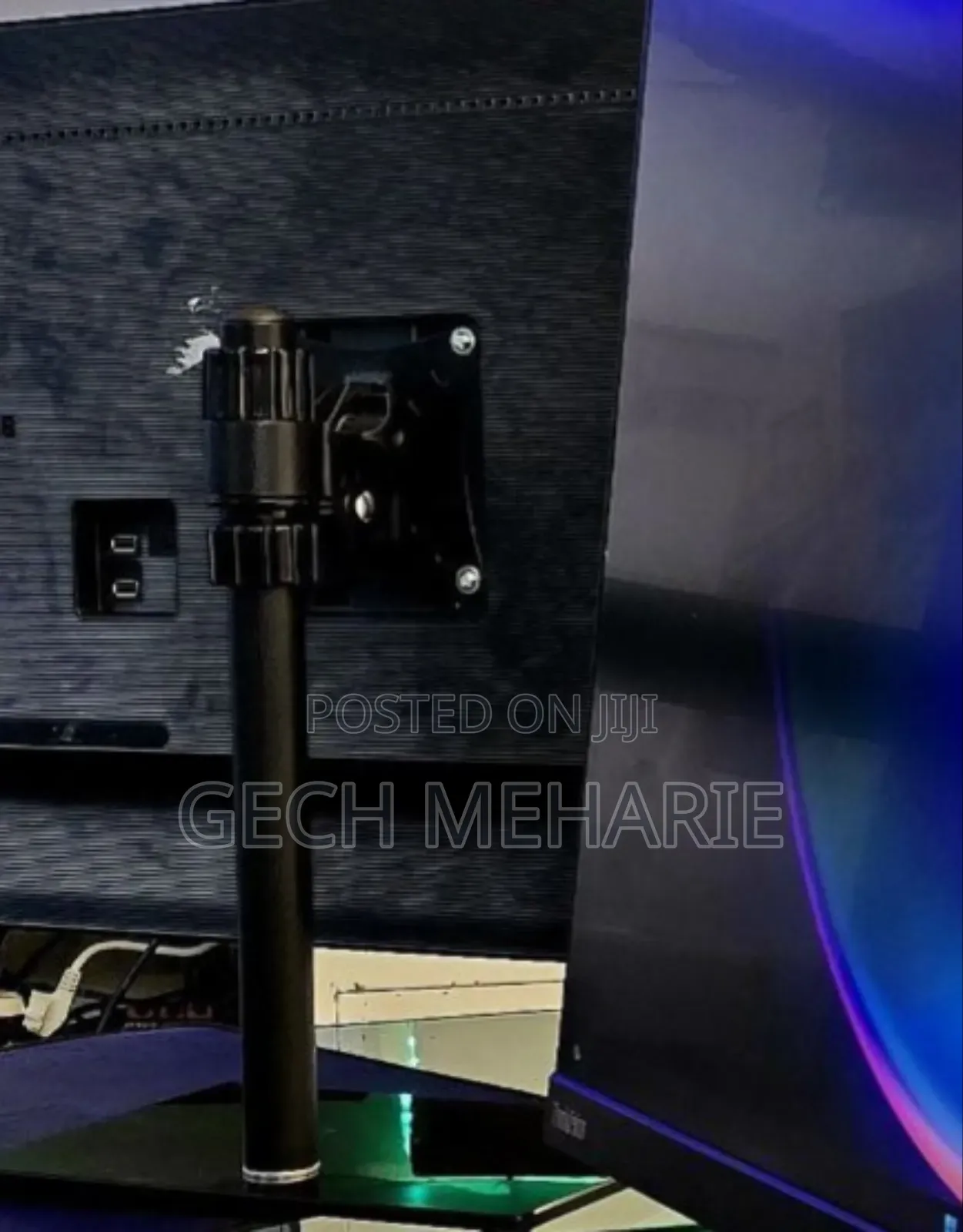 4Dell 32 Inch Ultra Hd Framless Monitor 
Mo