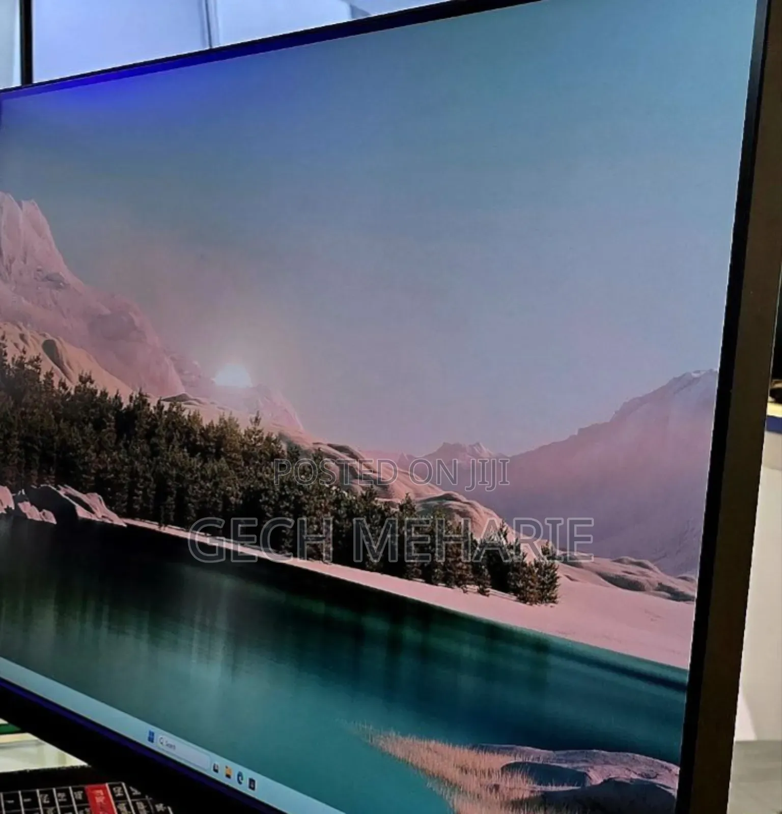 4Dell 32 Inch Ultra Hd Framless Monitor 
Mo