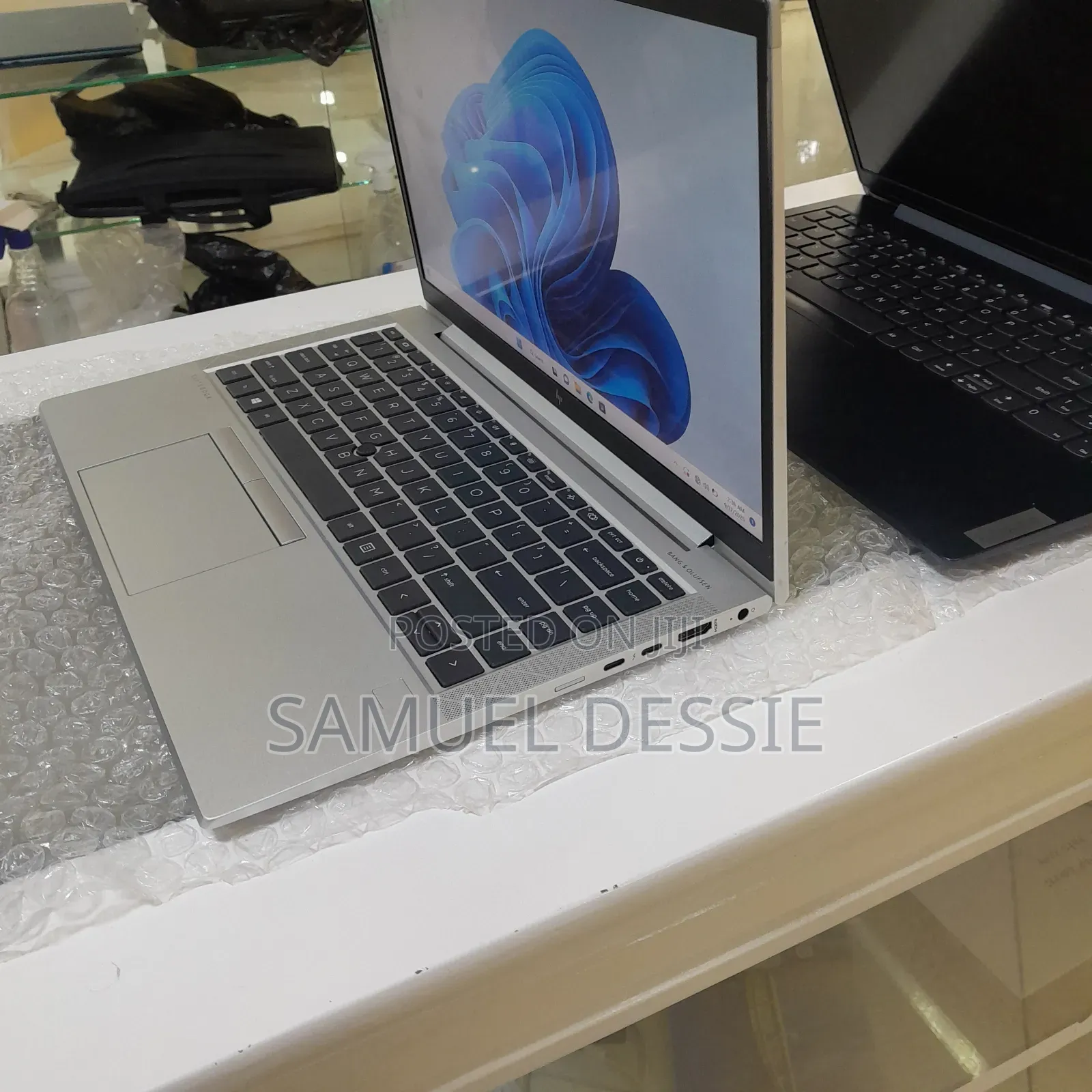 New Laptop HP EliteBook 840 G8 16GB Intel Core I7 SSD 512GB