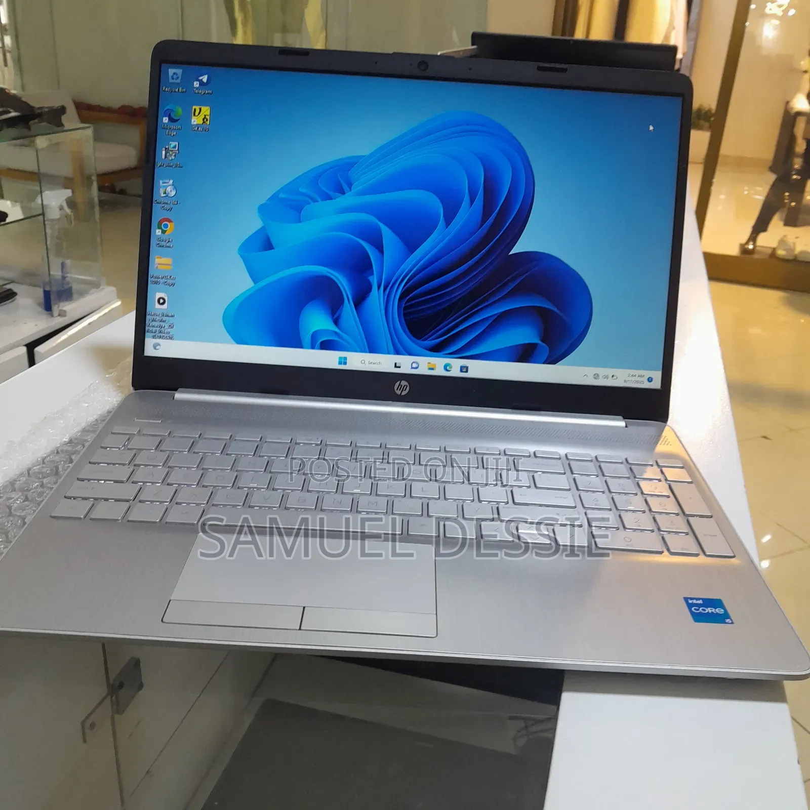 New Laptop HP Stream Notebook 8GB Intel Core I5 SSD 512GB
