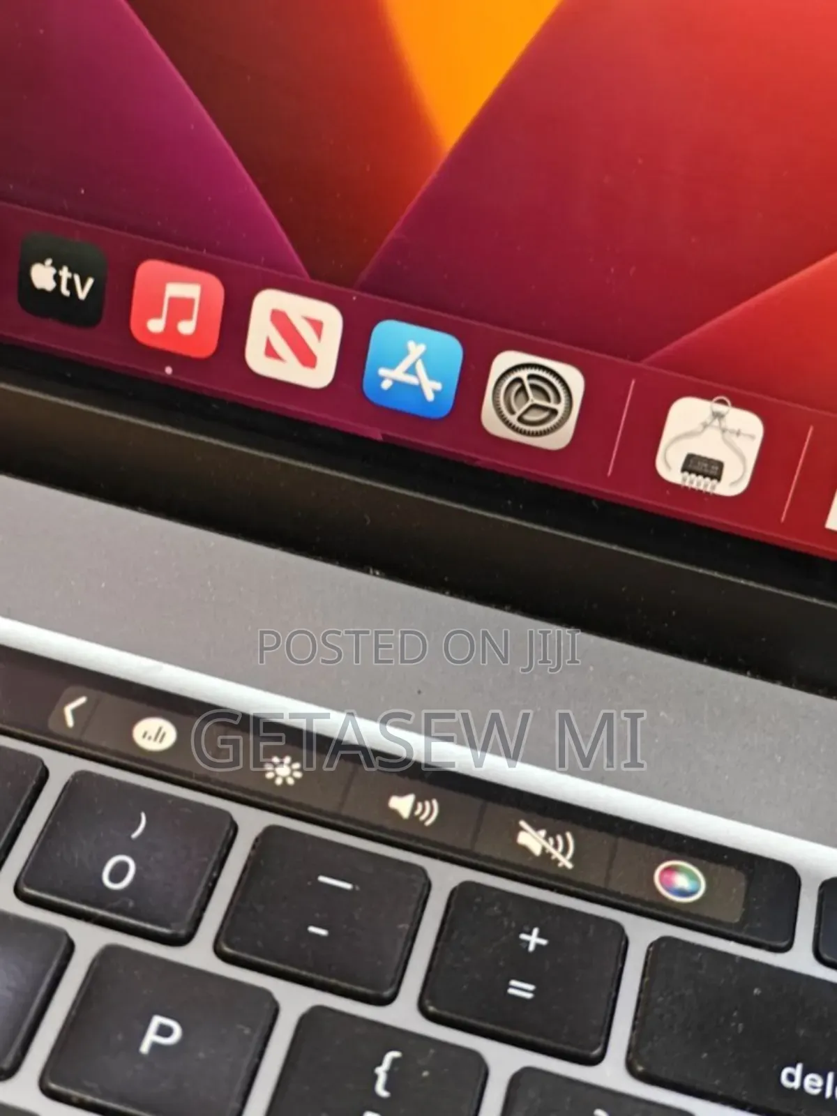 New Laptop Apple MacBook Pro 2019 16GB Intel Core I9 SSD 1T