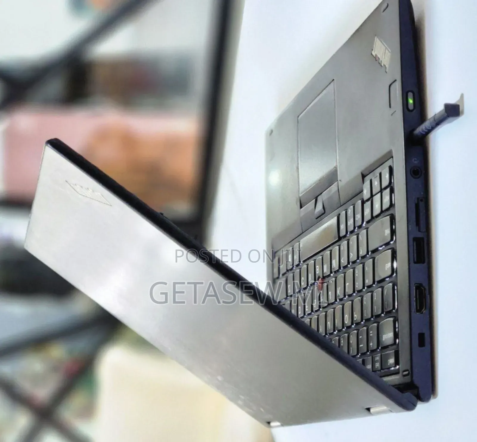 New Laptop Lenovo ThinkPad Yoga 370 8GB Intel Core I5 SSD 512GB