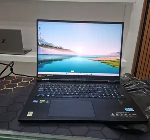 New Laptop Acer Predator Helios 18 PH18-71 32GB Intel Core I9 SSD 1T